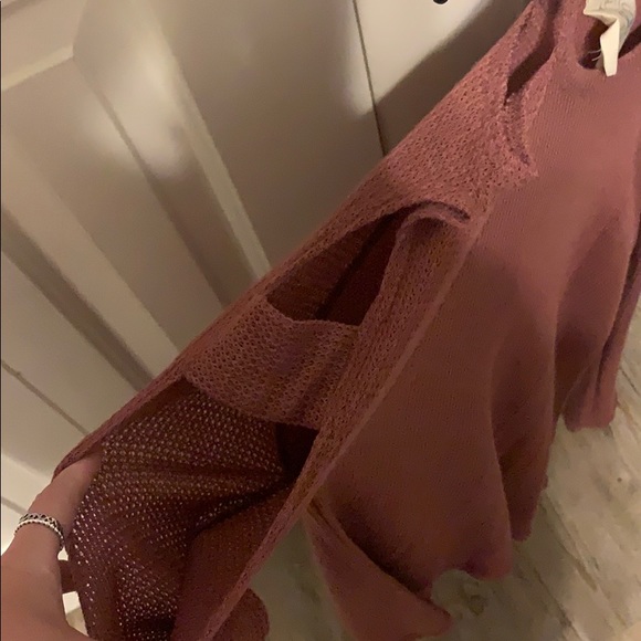 sweater - Picture 2 of 2